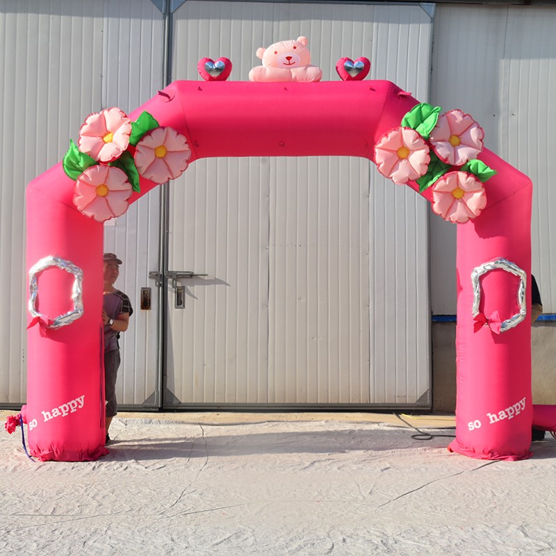南开粉色婚礼拱门